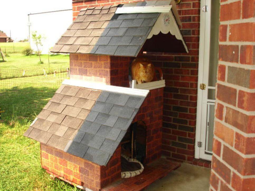 Dogs Downstairs, Cats Upstairs - CREATIVE DESIGNER DOG & PUPPY HOUSES, KENNELS